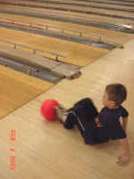 bowling8.jpg (13866 bytes)